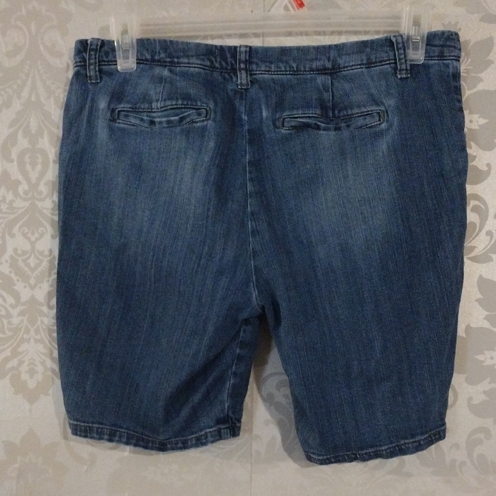 Liz Claiborne Blue Jean Shorts Classic Design - Picture 3 of 4
